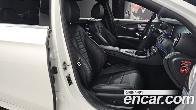 Mercedes-Benz E-Class E220d 4MATIC AMG Line