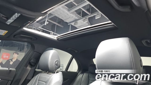 Mercedes-Benz E-Class E220d 4MATIC AMG Line