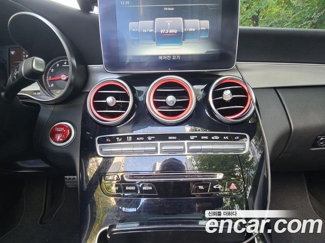 Mercedes-Benz C-Class C200 Cabriolet