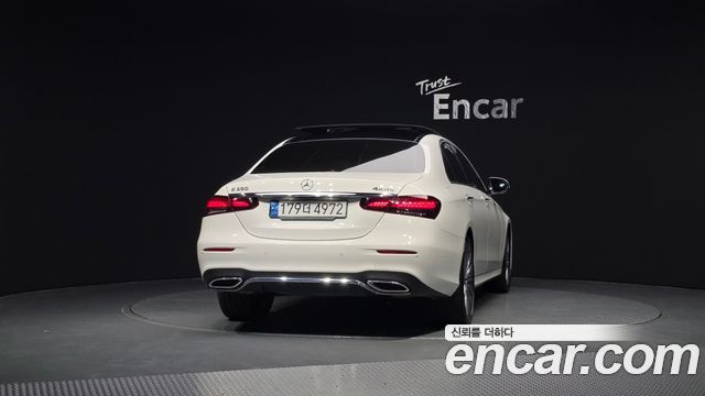 Mercedes-Benz E-Class E350 4MATIC AMG Line