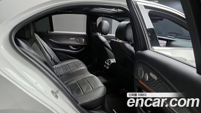 Mercedes-Benz E-Class E350 4MATIC AMG Line