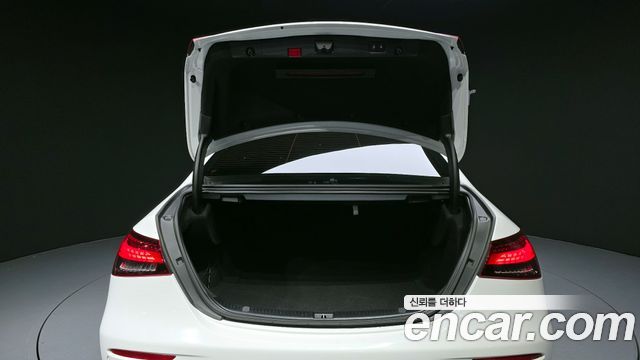 Mercedes-Benz E-Class E350 4MATIC AMG Line
