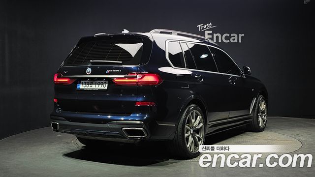 BMW X7 M50i 6STR