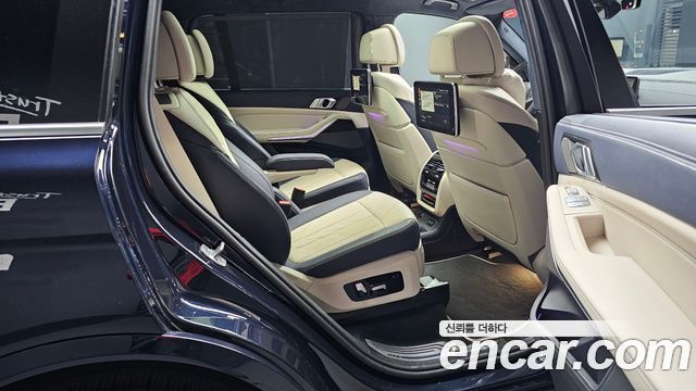 BMW X7 M50i 6STR