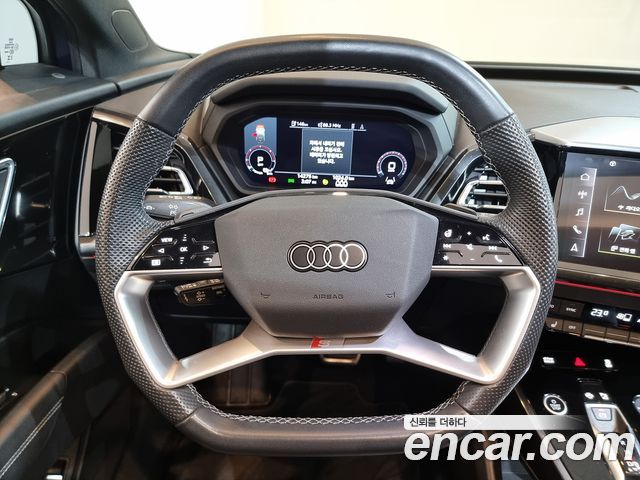 Audi Q4 e-tron 40 Premium Sportback