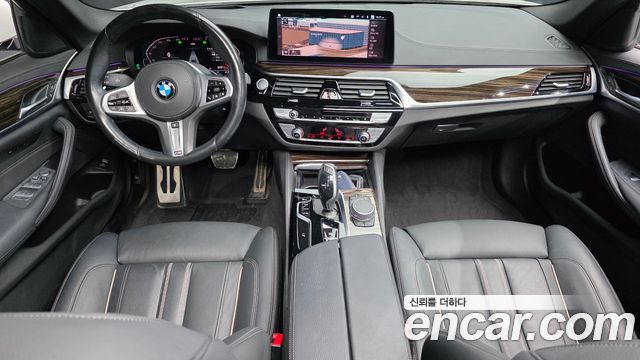 BMW 5-Series 520i M Sport