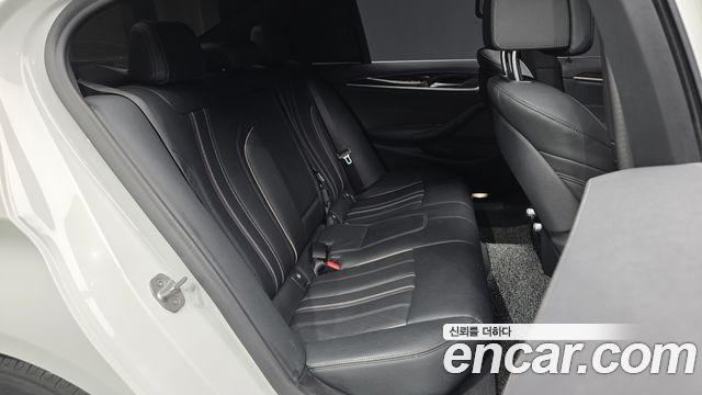 BMW 5-Series 520i M Sport