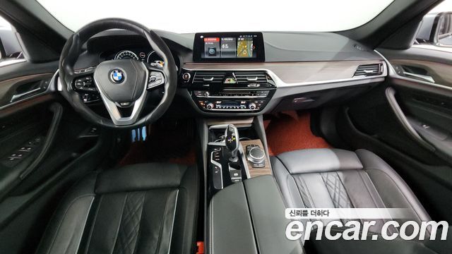BMW 5-Series 530i M Sport Package Plus