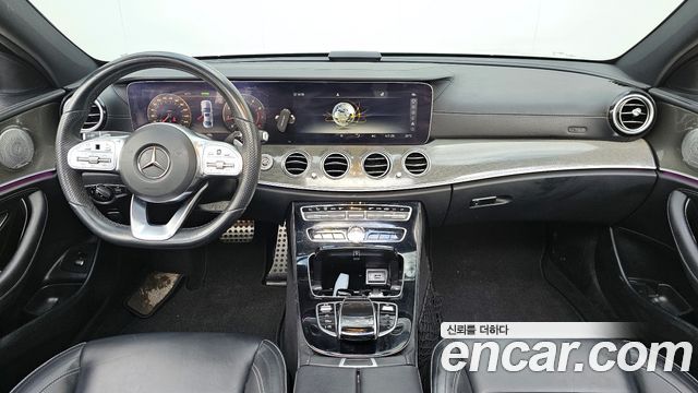Mercedes-Benz E-Class E350 4MATIC AMG Line