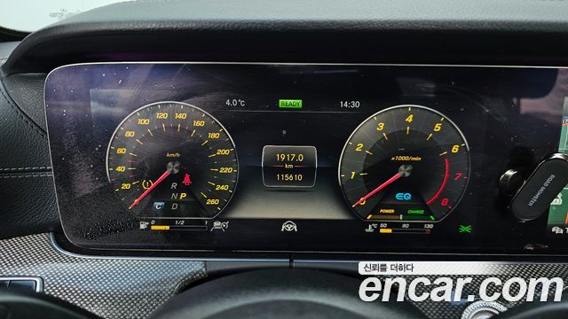 Mercedes-Benz E-Class E350 4MATIC AMG Line