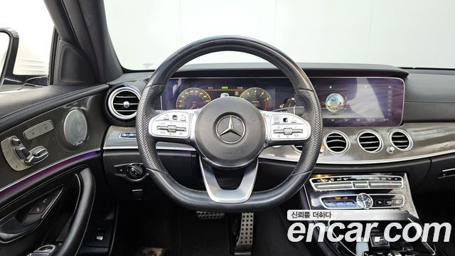 Mercedes-Benz E-Class E350 4MATIC AMG Line
