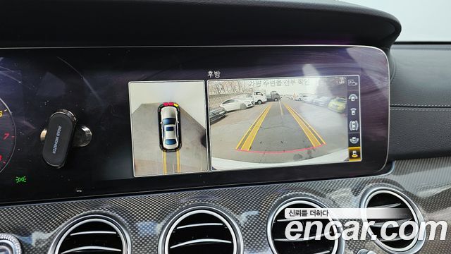 Mercedes-Benz E-Class E350 4MATIC AMG Line