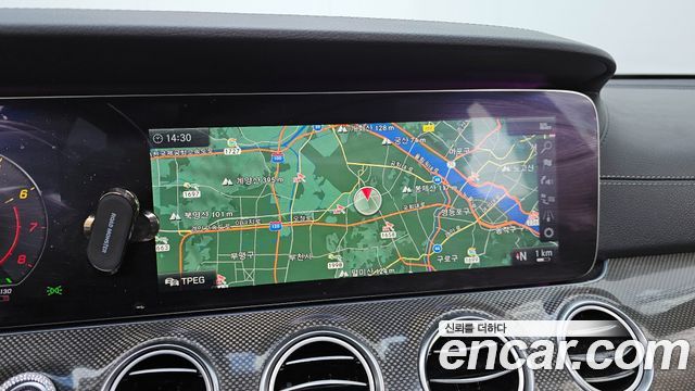 Mercedes-Benz E-Class E350 4MATIC AMG Line