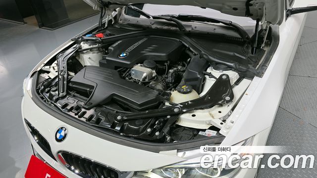 BMW 4-Series 428i M Sport Convertible