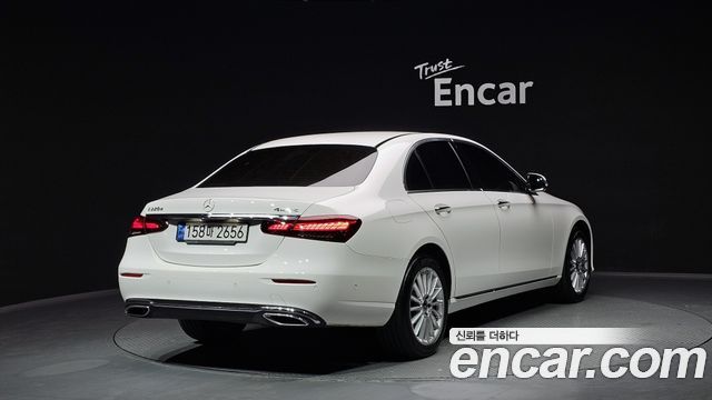 Mercedes-Benz E-Class E220d 4MATIC Exclusive
