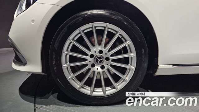 Mercedes-Benz E-Class E220d 4MATIC Exclusive