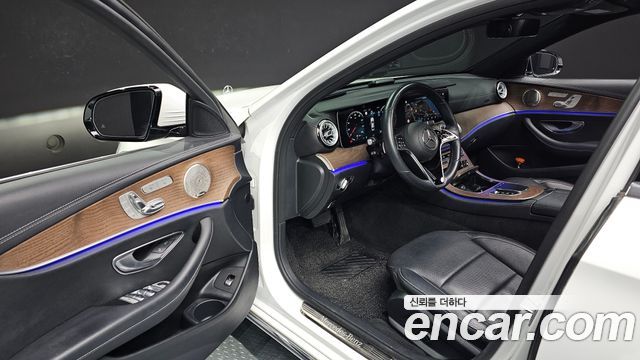 Mercedes-Benz E-Class E220d 4MATIC Exclusive