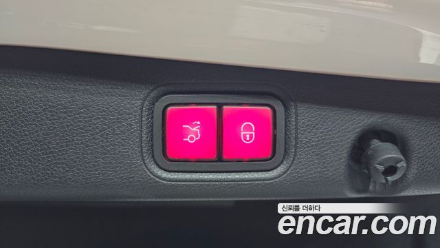 Mercedes-Benz E-Class E220d 4MATIC Exclusive