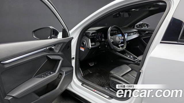 Audi S3 2.0 TFSI Quattro
