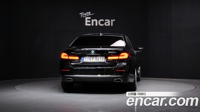 BMW 5-Series 523d xDrive Luxury