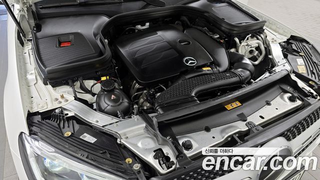 Mercedes-Benz GLC-Class GCL300 4MATIC Coupe