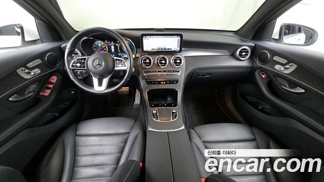 Mercedes-Benz GLC-Class GCL300 4MATIC Coupe
