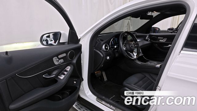 Mercedes-Benz GLC-Class GCL300 4MATIC Coupe