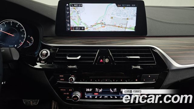 BMW 5-Series 530i xDrive M Sport Package Plus