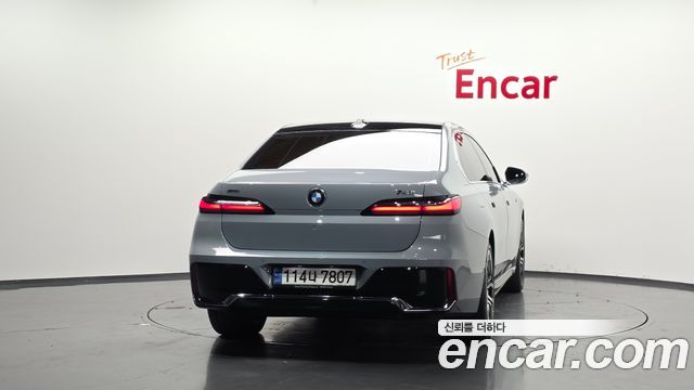 BMW 7-Series 740i sDrive M Sport Individual