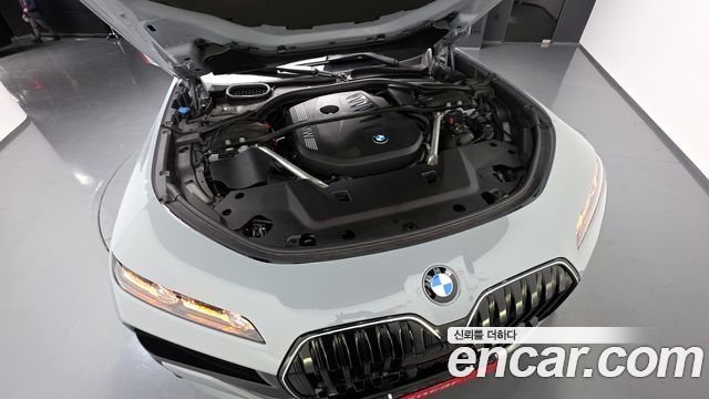 BMW 7-Series 740i sDrive M Sport Individual