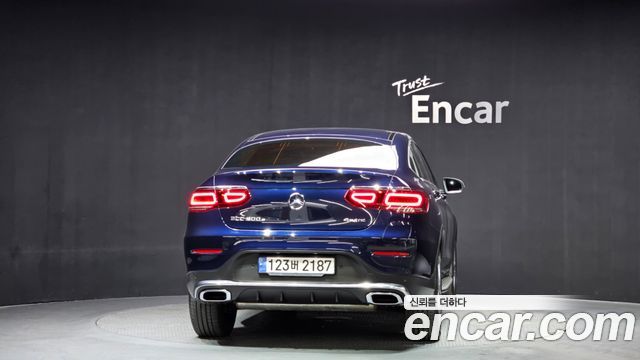 Mercedes-Benz GLC-Class GLC300e 4MATIC Coupe