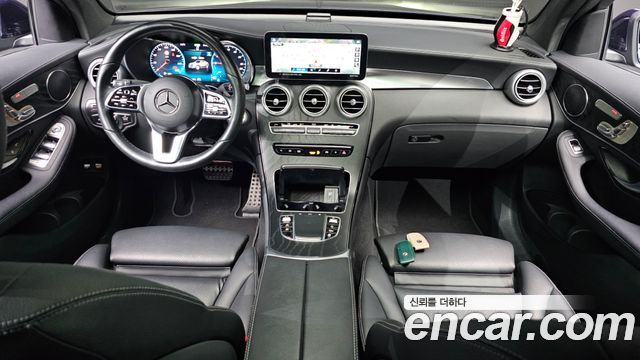 Mercedes-Benz GLC-Class GLC300e 4MATIC Coupe