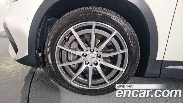 Mercedes-Benz GLA-Class GLA45 AMG 4MATIC+