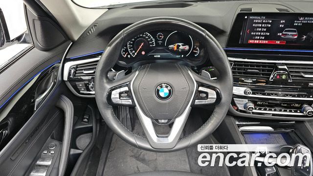BMW 5-Series 530i Luxury Plus