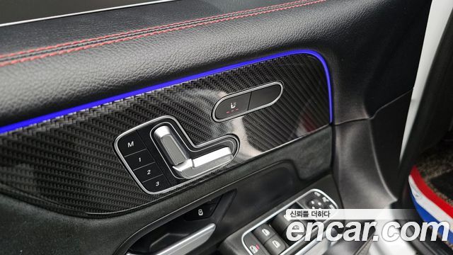 Mercedes-Benz GLB-Class AMG GLB35 4MATIC