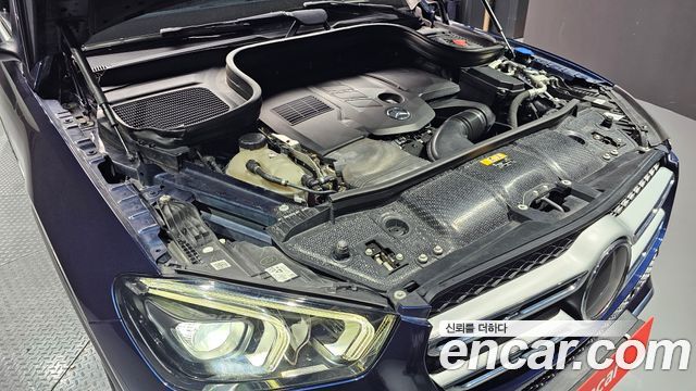 Mercedes-Benz GLE-Class GLE300d 4MATIC