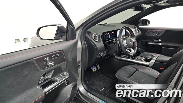 Mercedes-Benz EQA EQA250 AMG Package