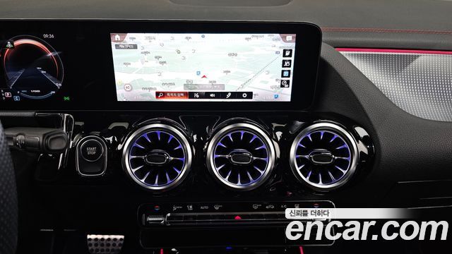 Mercedes-Benz EQA EQA250 AMG Package