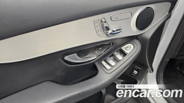 Mercedes-Benz GLC-Class GLC220 d 4MATIC