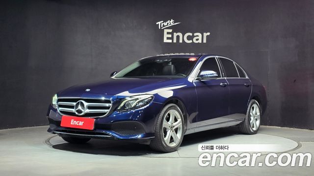 Mercedes-Benz E-Class E220d 4MATIC Avantgarde