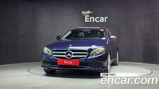 Mercedes-Benz E-Class E220d 4MATIC Avantgarde
