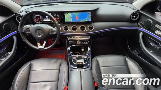 Mercedes-Benz E-Class E220d 4MATIC Avantgarde