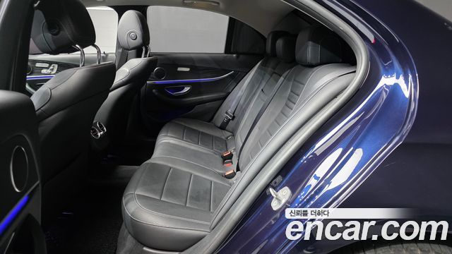 Mercedes-Benz E-Class E220d 4MATIC Avantgarde