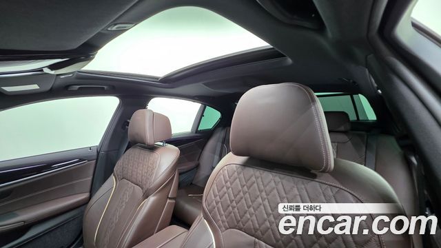 BMW 5-Series 530i M Sport Package