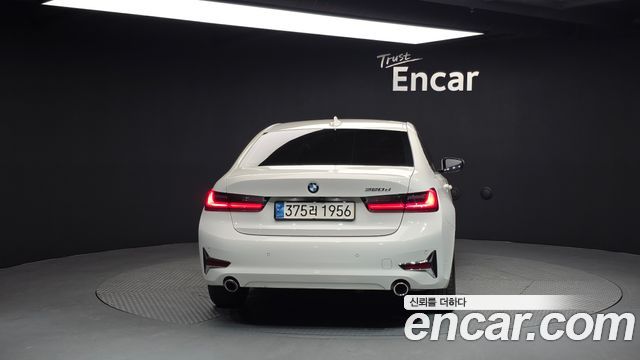 BMW 3-Series 320d Luxury