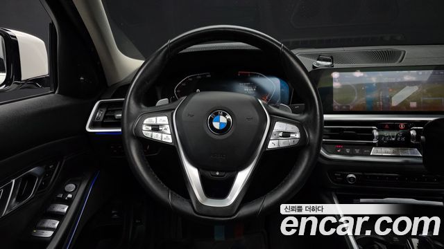 BMW 3-Series 320d Luxury