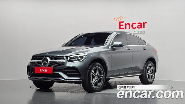 Mercedes-Benz GLC-Class GLC300e 4MATIC Coupe