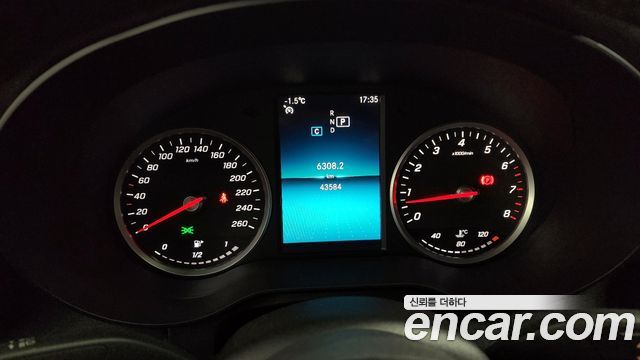 Mercedes-Benz C-Class C200