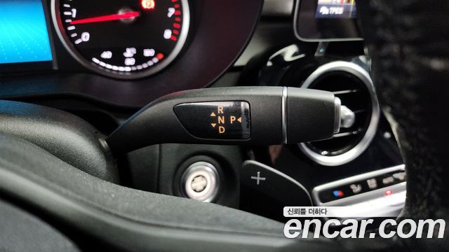 Mercedes-Benz C-Class C200