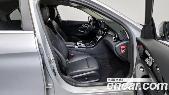 Mercedes-Benz C-Class C200